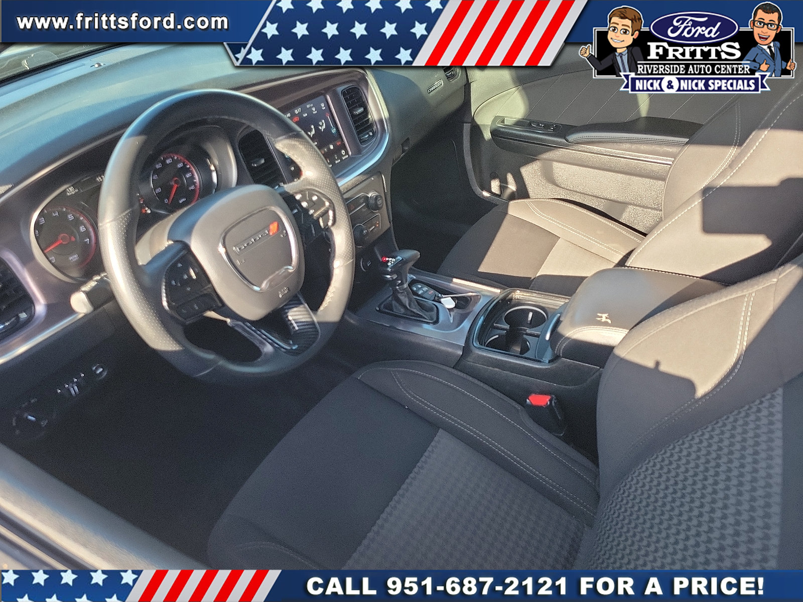 Used 2018 Dodge Charger SXT Plus w/ Blacktop Package RWD image 4