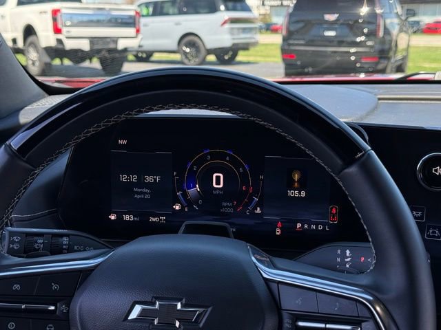 Used 2025 Chevrolet Traverse Z71 w/ Enhanced Driving Package AWD/4WD image 10