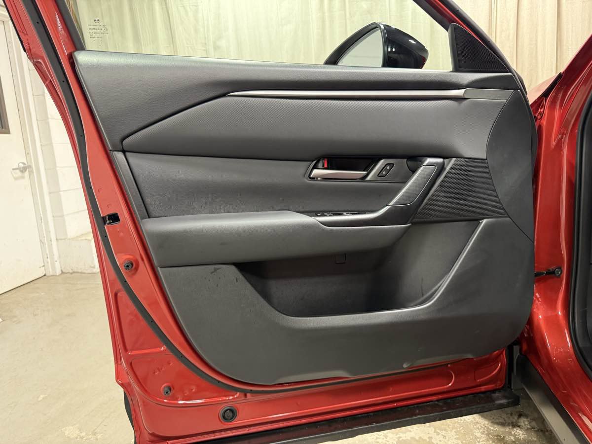 Used 2026 MAZDA CX-50 2.5 Hybrid w/ Weather Package image 8