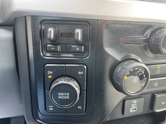 Used 2024 Ford F250 XL w/ STX Appearance Package AWD/4WD image 32