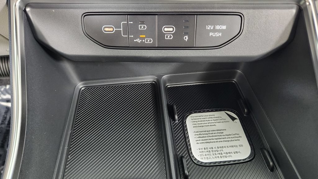 New 2027 Kia Carnival SX w/ Dark Edition Package FWD image 33