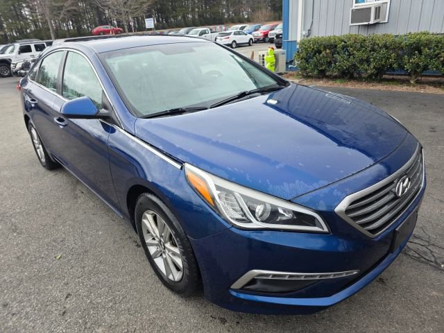 Used 2015 Hyundai Sonata SE FWD image 3