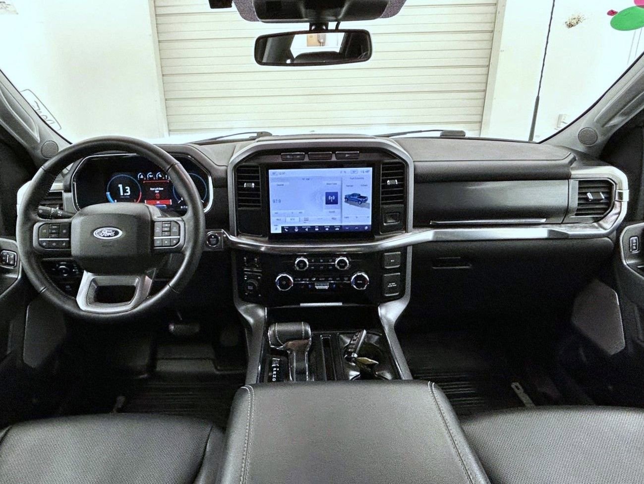 Used 2023 Ford F150 Lariat AWD/4WD image 13