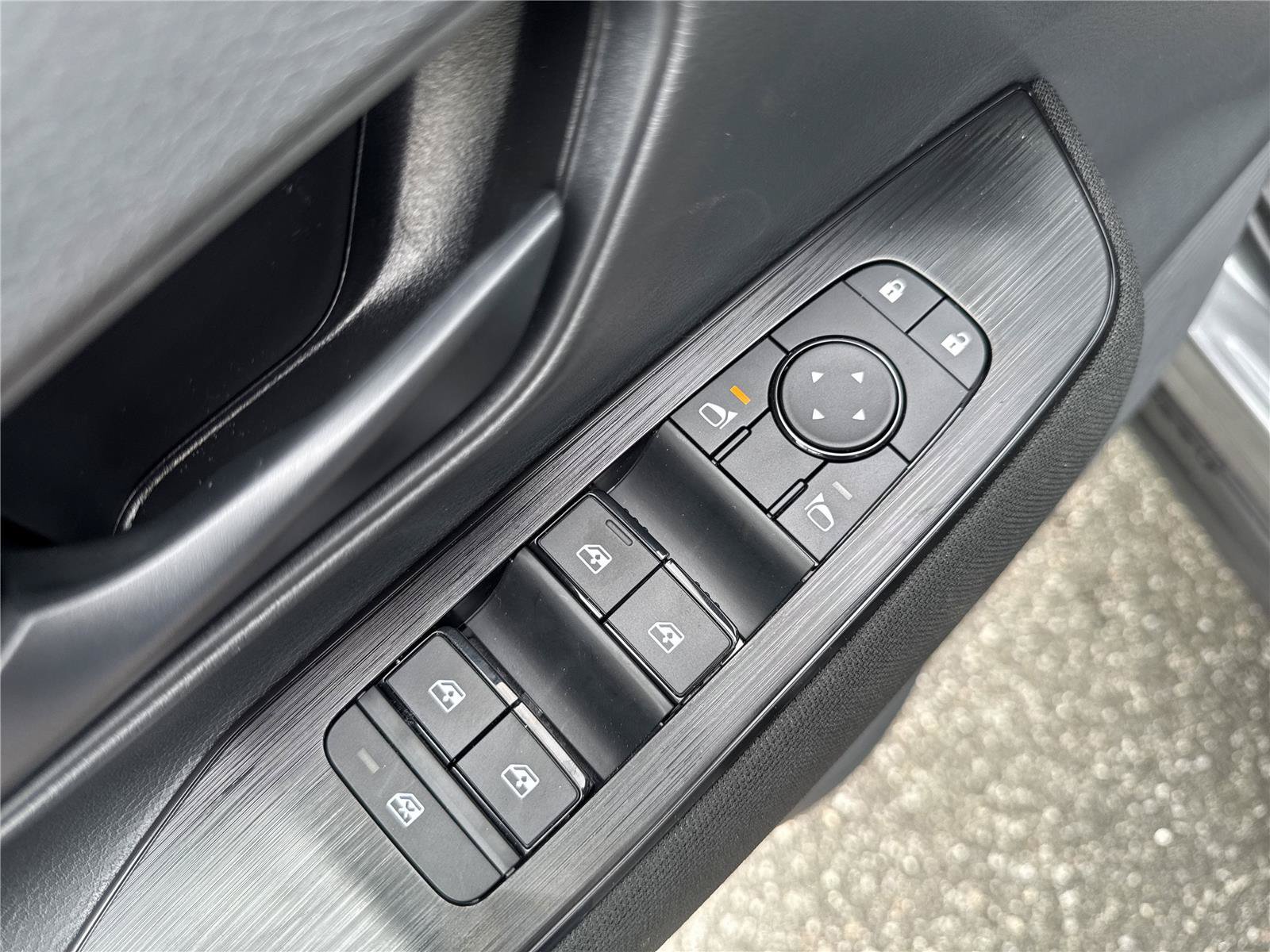 New 2026 Nissan Kicks S FWD image 18