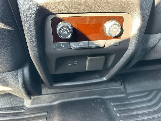 Certified 2024 Chevrolet Traverse RS image 12