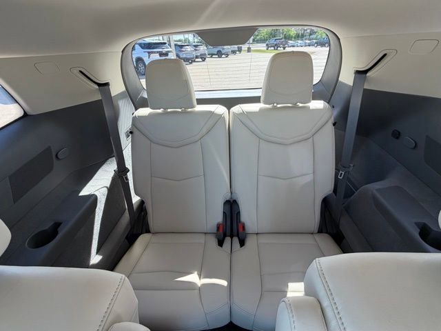 Used 2020 Cadillac XT6 Premium Luxury FWD image 16