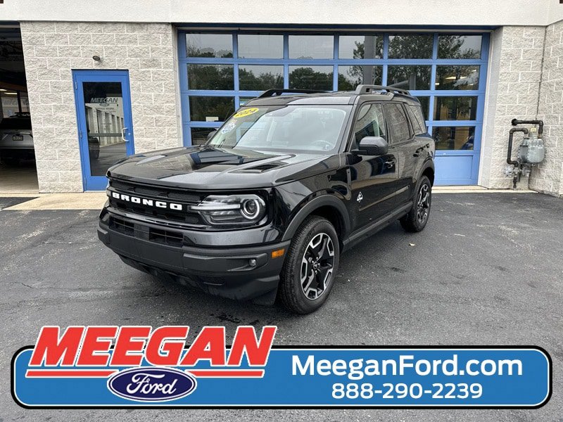 Used 2024 Ford Bronco Sport Outer Banks AWD/4WD image 1