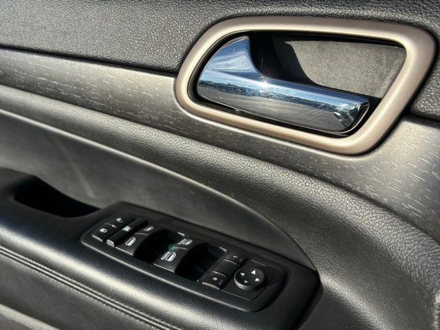 Used 2015 Jeep Grand Cherokee Laredo w/ Quick Order Package 23E image 13