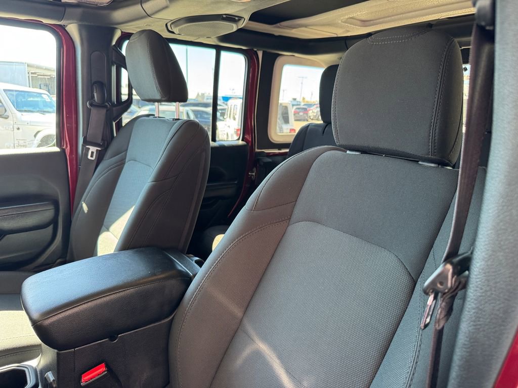 Used 2022 Jeep Wrangler Unlimited Sport image 10