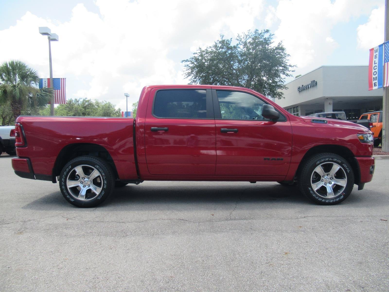 New 2026 RAM 1500 Express RWD image 2