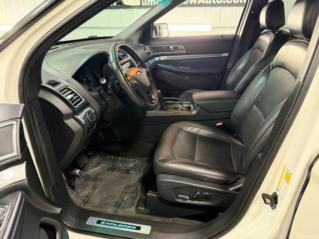 Used 2016 Ford Explorer Sport AWD/4WD image 7