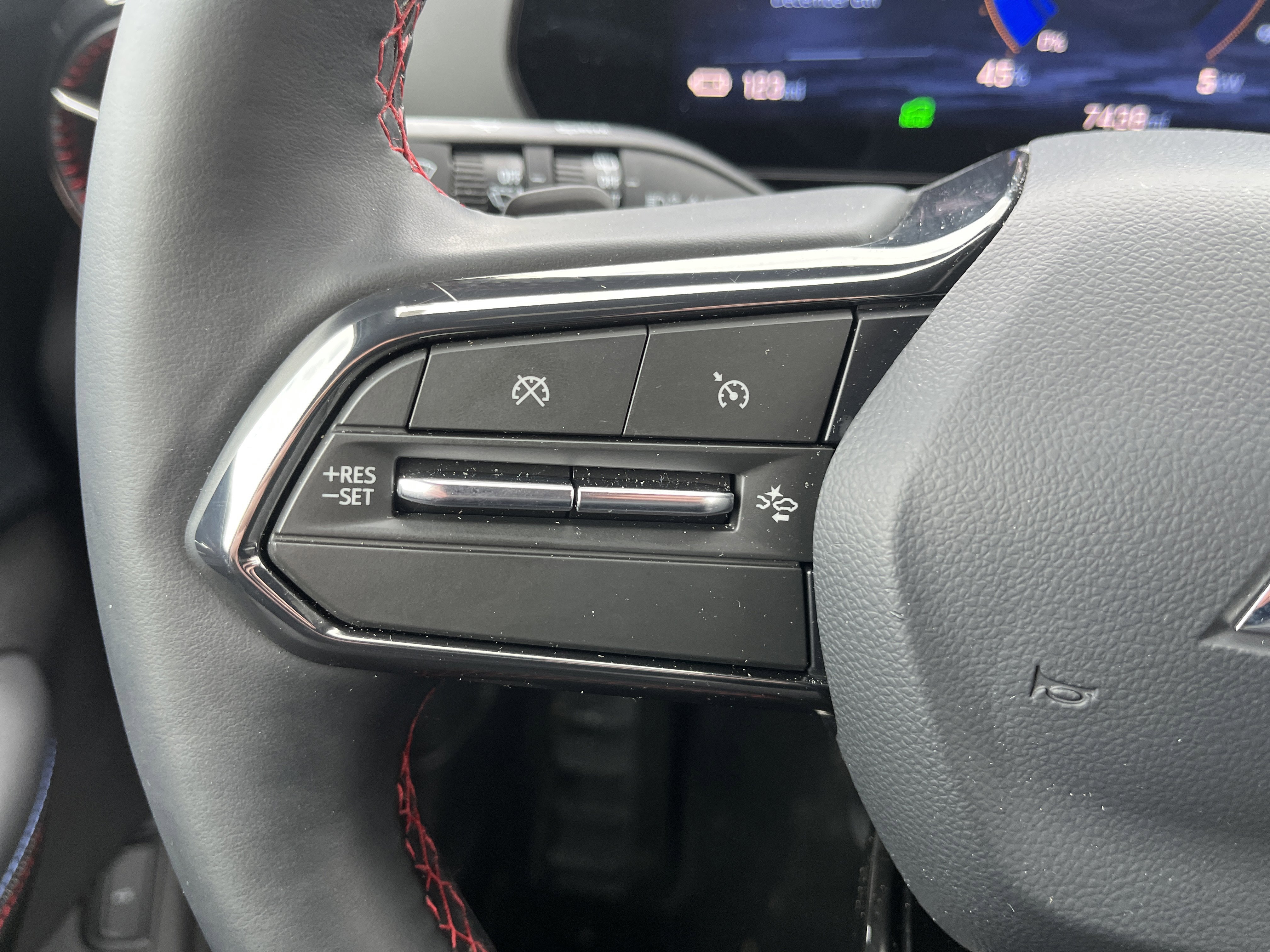 Used 2025 Chevrolet Blazer EV RS image 21