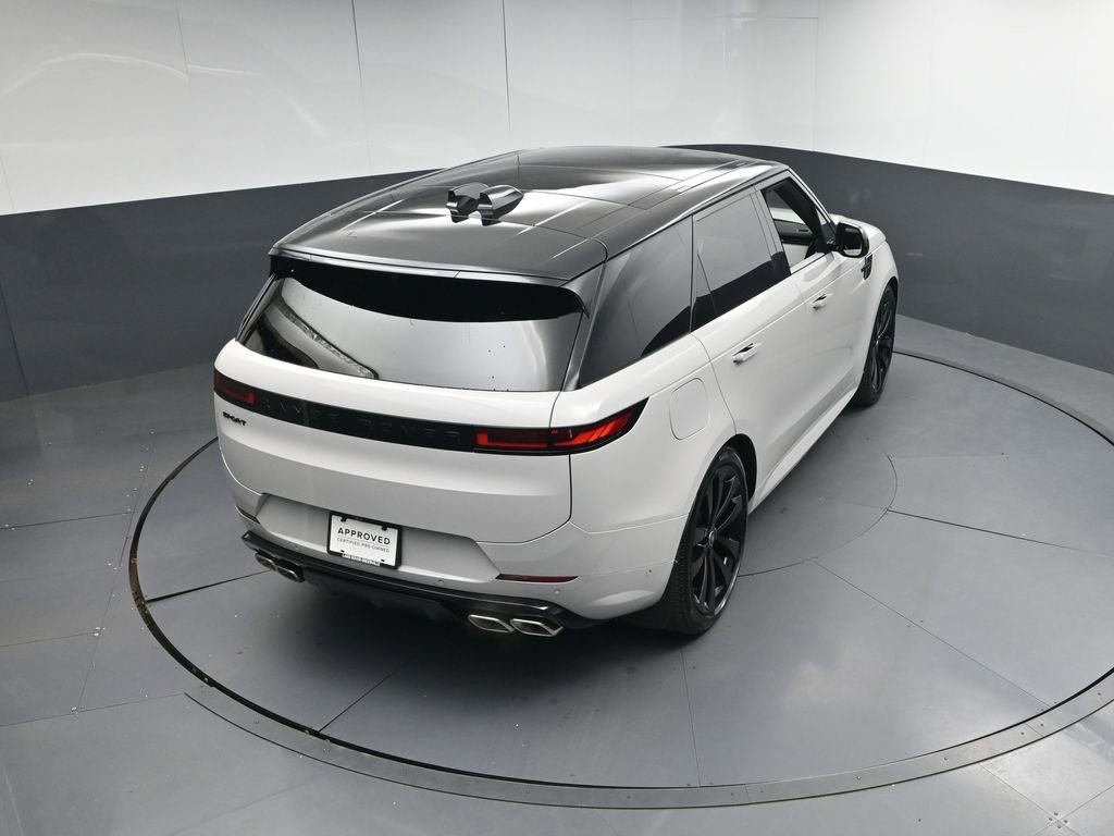 Used 2025 Land Rover Range Rover Sport Dynamic SE image 35