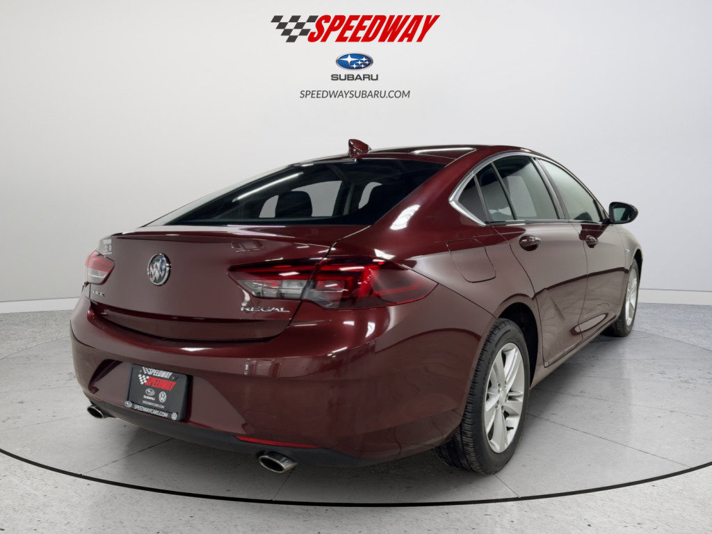 Used 2018 Buick Regal Preferred image 10