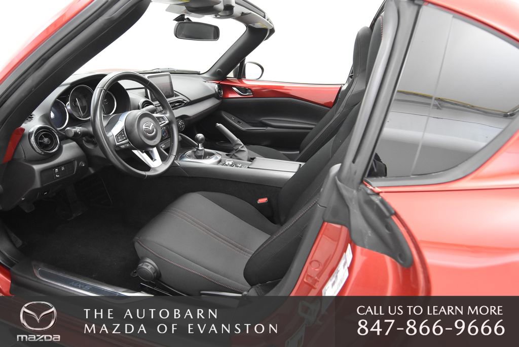 Used 2017 MAZDA MX-5 Miata RF Club image 28