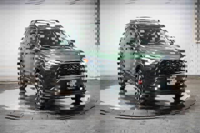 Certified 2022 Toyota Corolla Cross XLE w/ Convenience Package image 5
