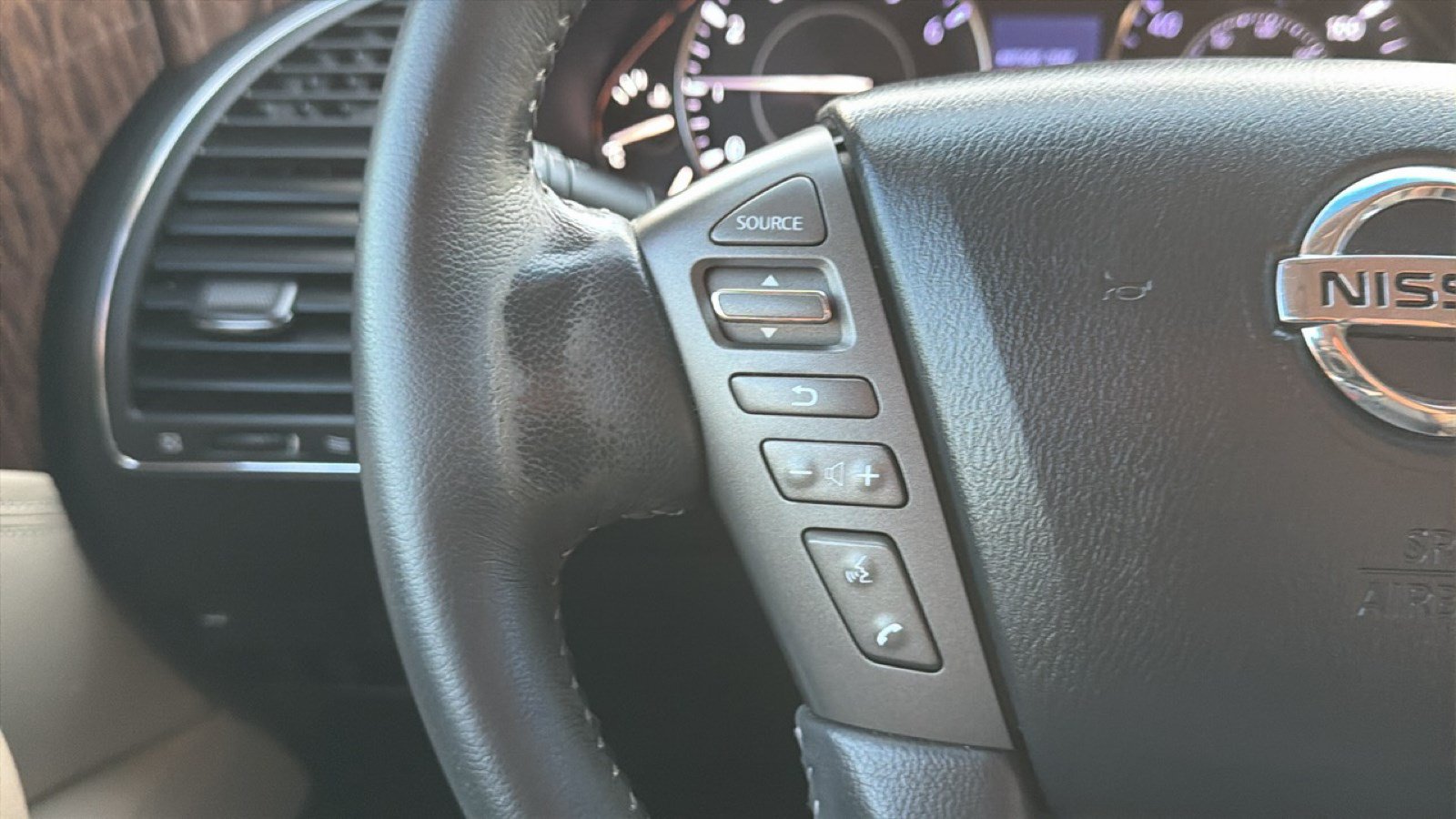 Used 2017 Nissan Armada SL RWD image 17