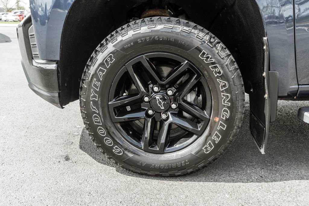 Used 2021 Chevrolet Silverado 1500 LT Trail Boss w/ Convenience Package II AWD/4WD image 33