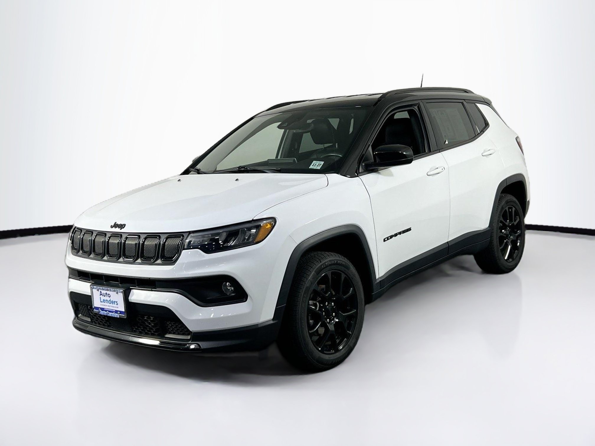 Used 2022 Jeep Compass Latitude w/ Convenience Group AWD/4WD image 1