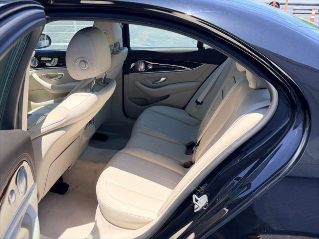 Used 2017 Mercedes-Benz E 300 image 16