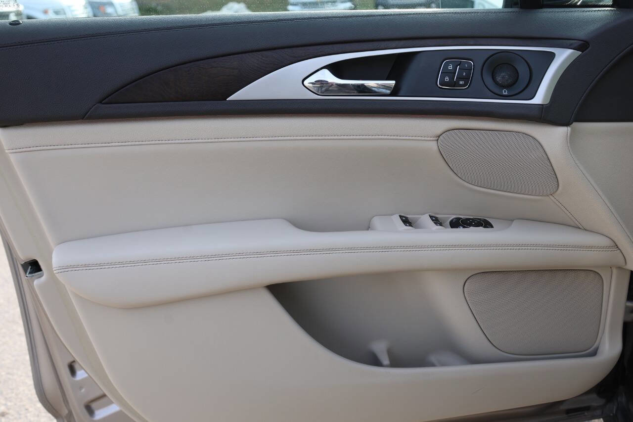 Used 2020 Lincoln MKZ Reserve w/ Elements Package image 12