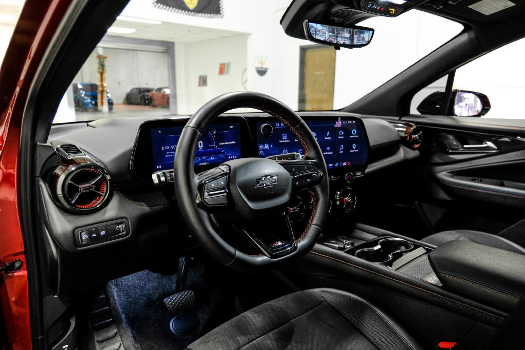 Used 2024 Chevrolet Blazer EV RS RWD image 3