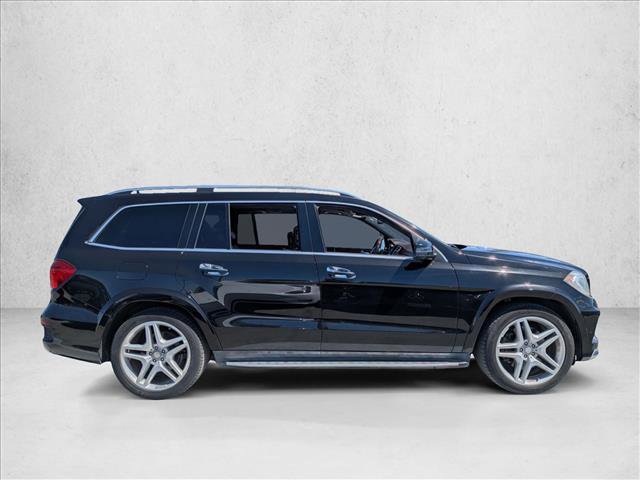 Used 2013 Mercedes-Benz GL 550 4MATIC image 4