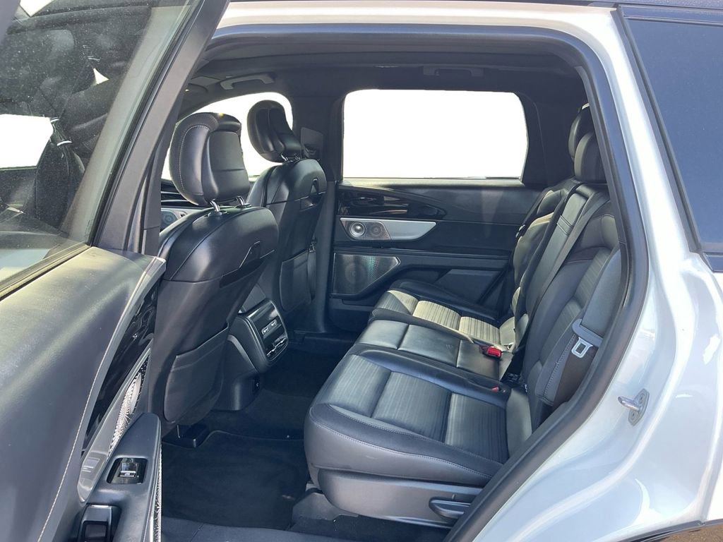 Certified 2025 Lincoln Nautilus Reserve AWD/4WD image 21