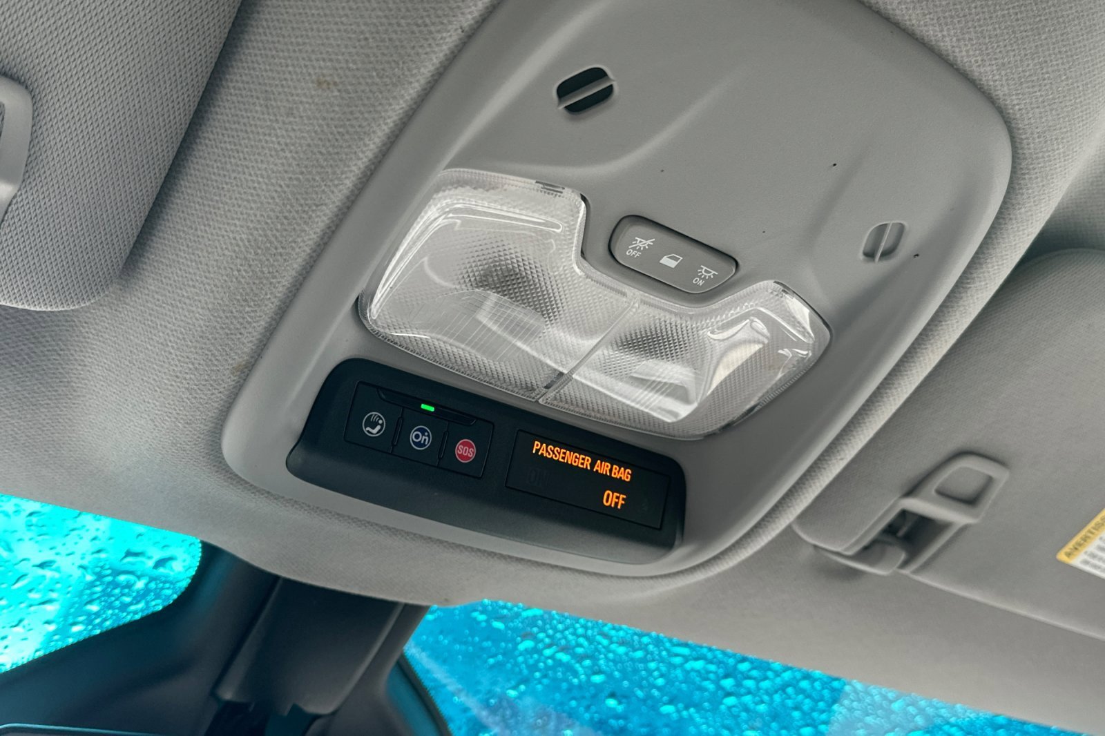 Used 2019 Chevrolet Bolt Premier w/ Infotainment Package image 25