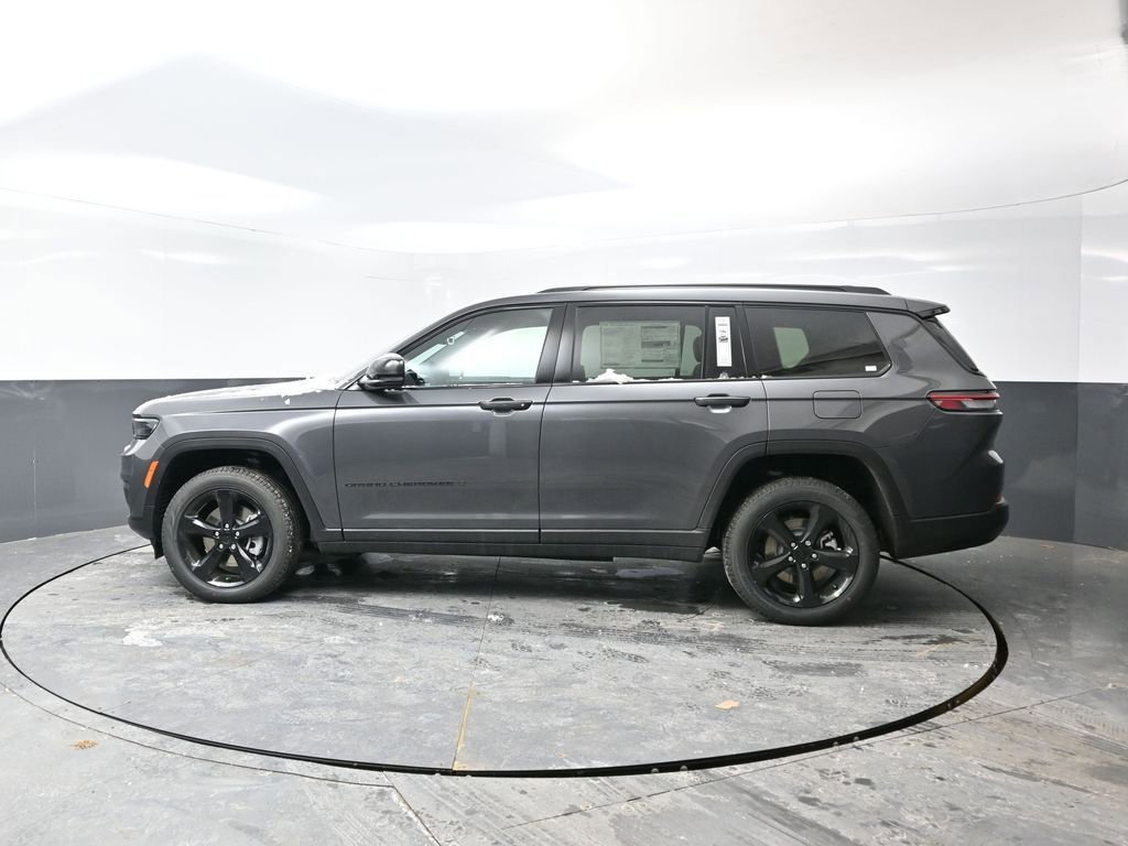 New 2025 Jeep Grand Cherokee L Limited image 6