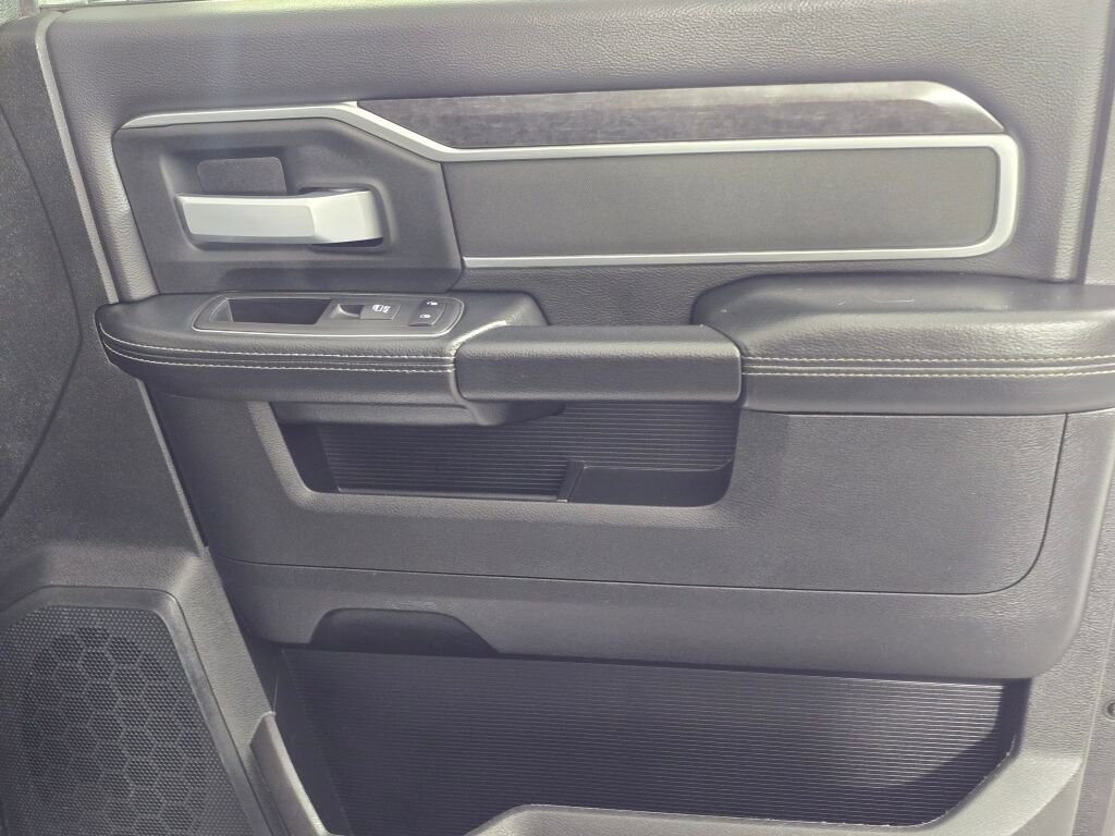 Used 2024 RAM 2500 Big Horn image 43