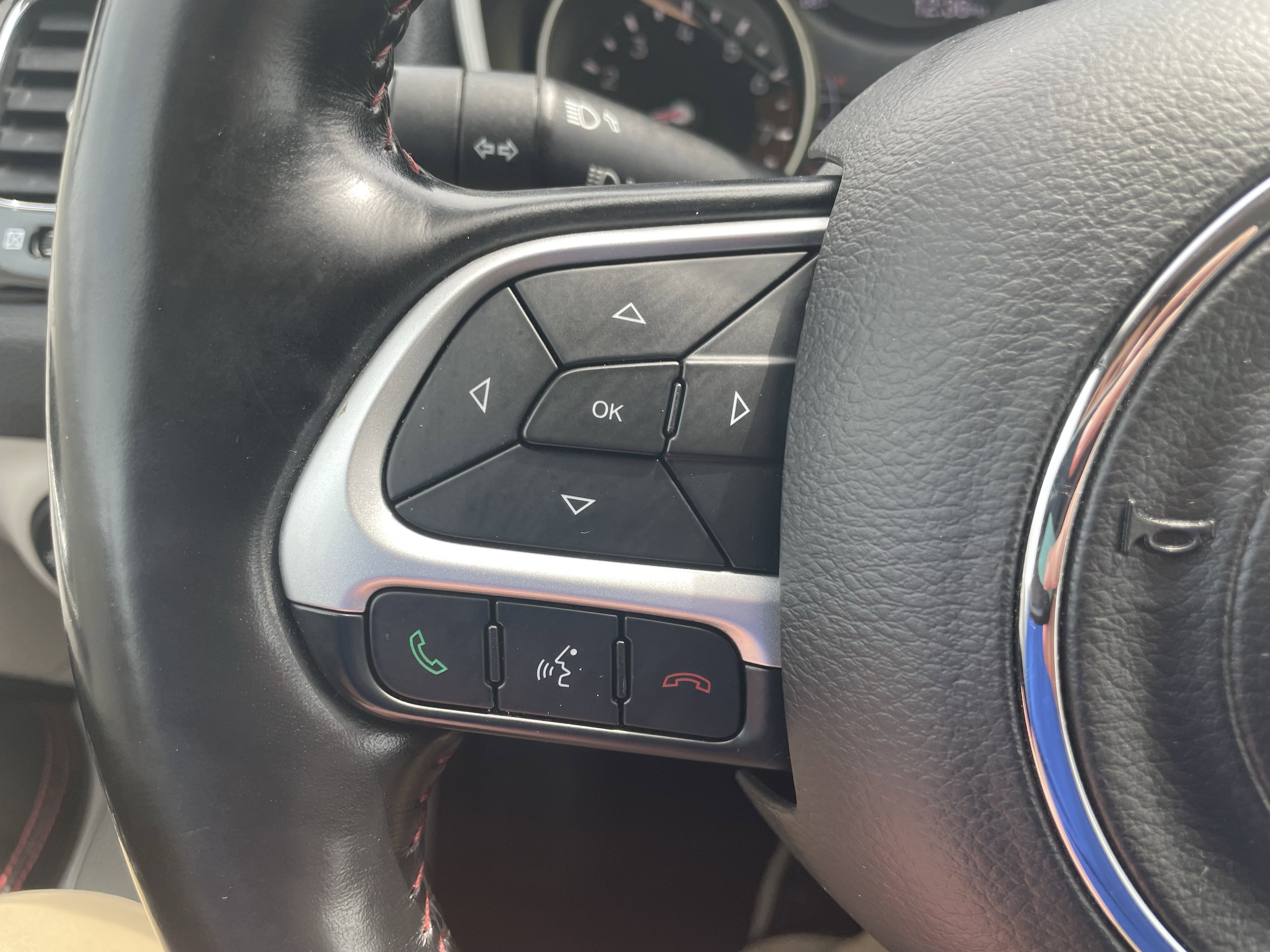 Used 2020 Jeep Compass Limited AWD/4WD image 15