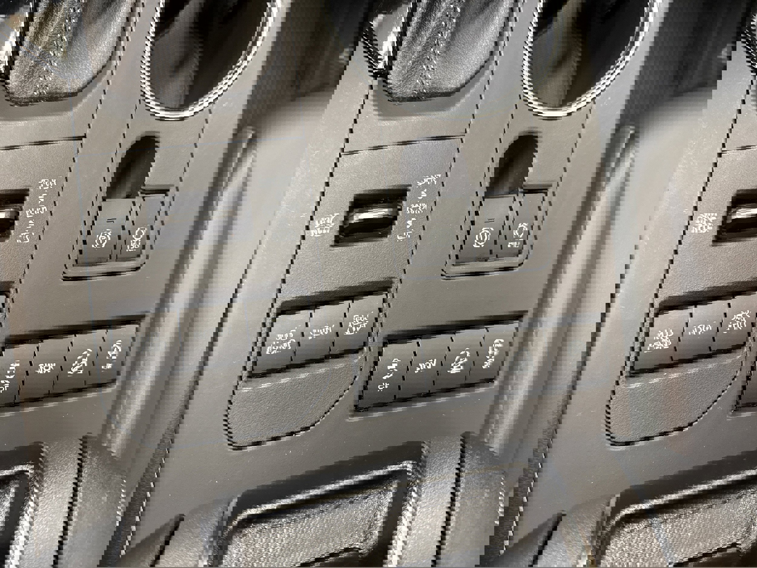 Used 2022 Toyota Highlander XLE image 34