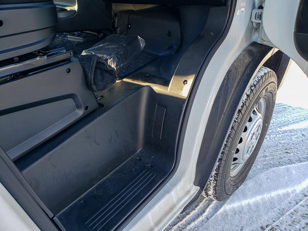 Used 2024 RAM ProMaster 2500 image 44