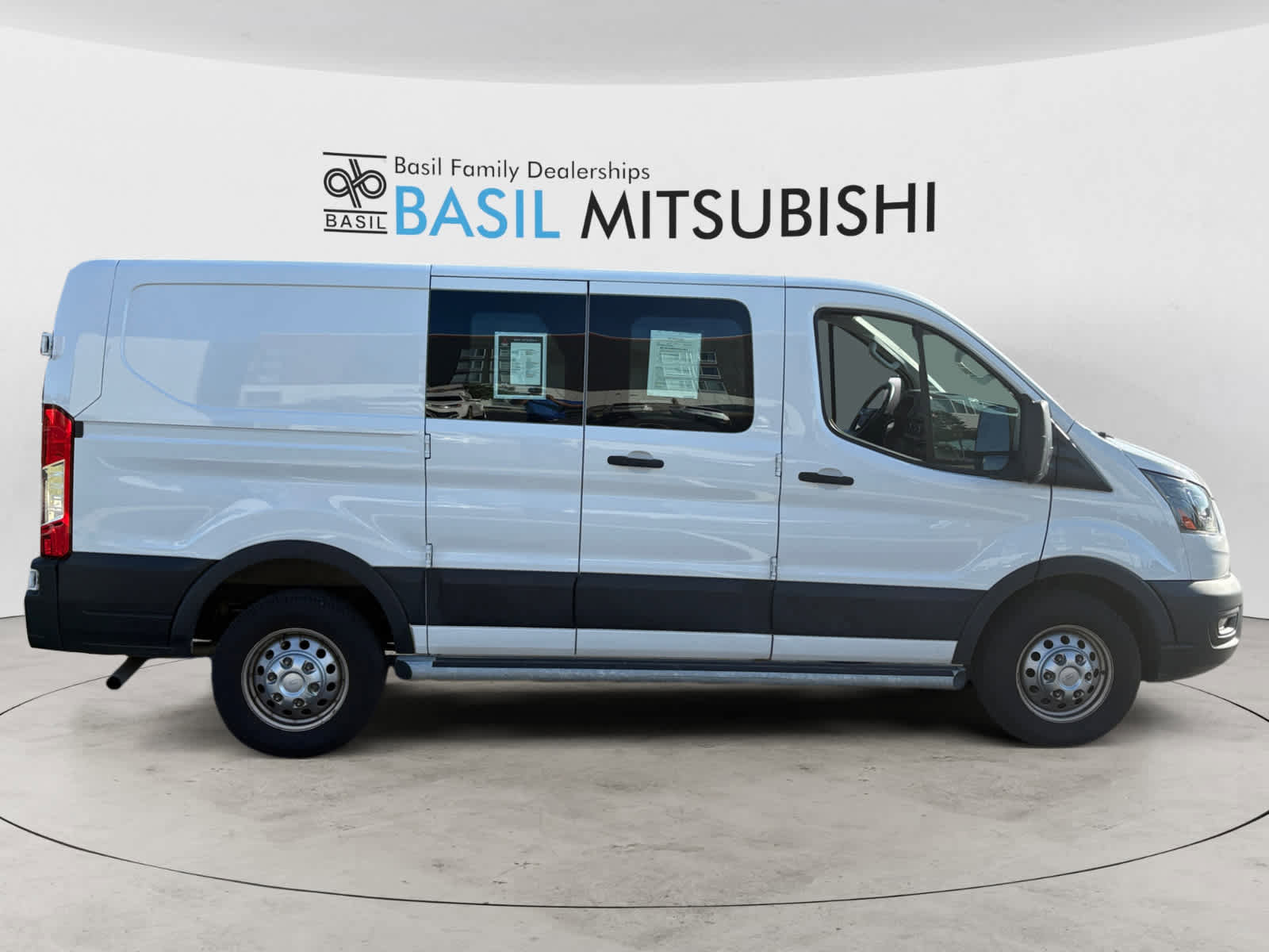 Used 2023 Ford Transit 250 Low Roof AWD w/ Exterior Upgrade Package image 6