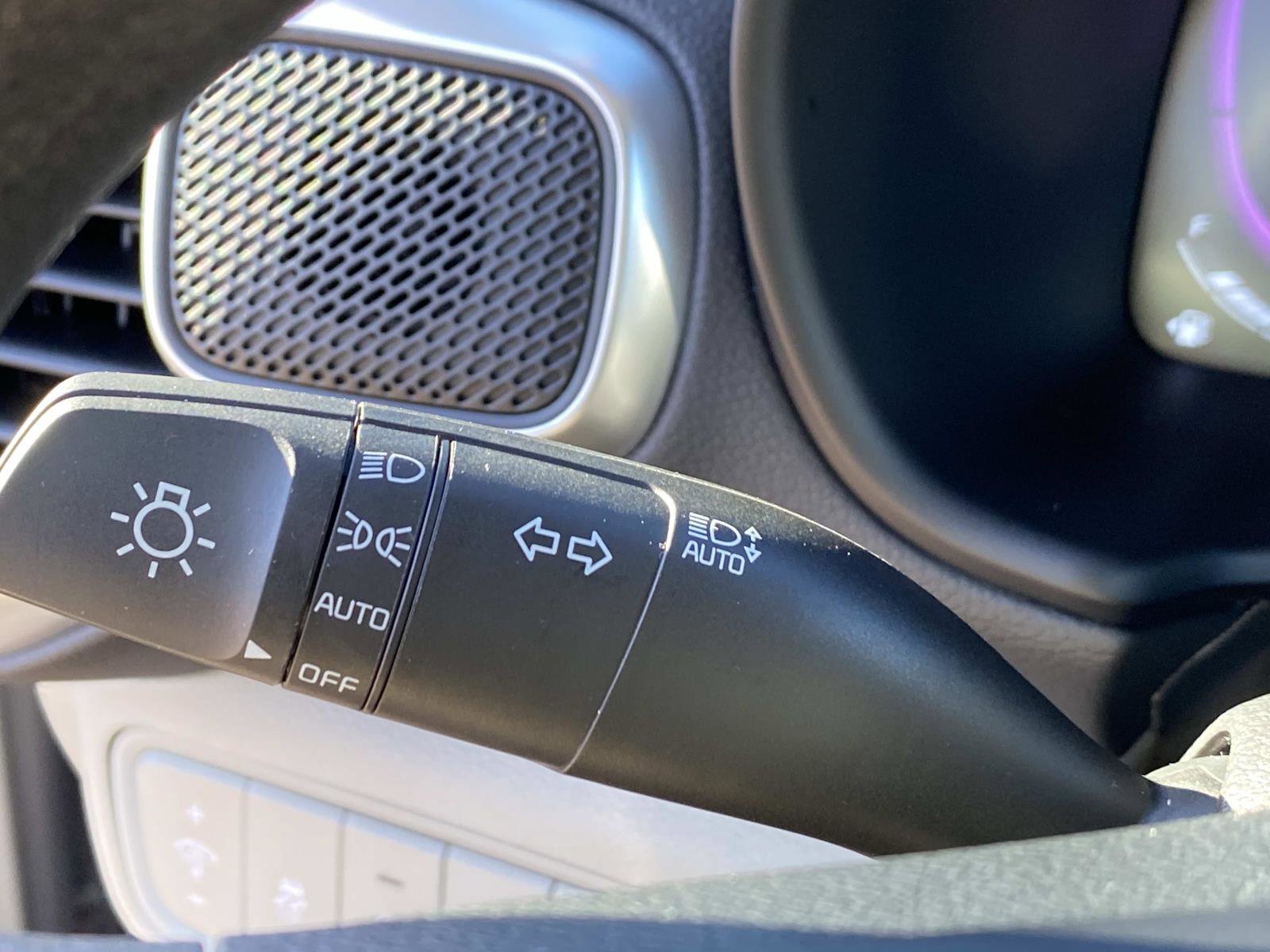 Used 2025 Kia Soul LX image 19