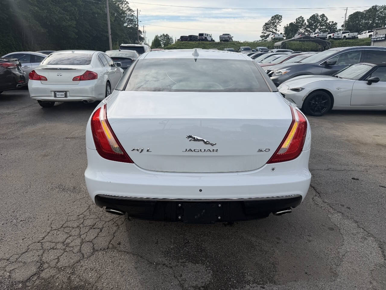Used 2016 Jaguar XJ L Supercharged RWD image 7
