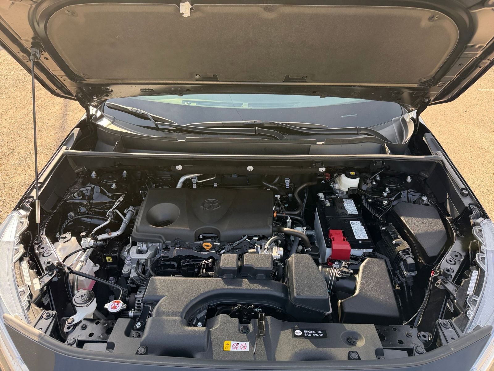 Used 2025 Toyota RAV4 XLE image 33