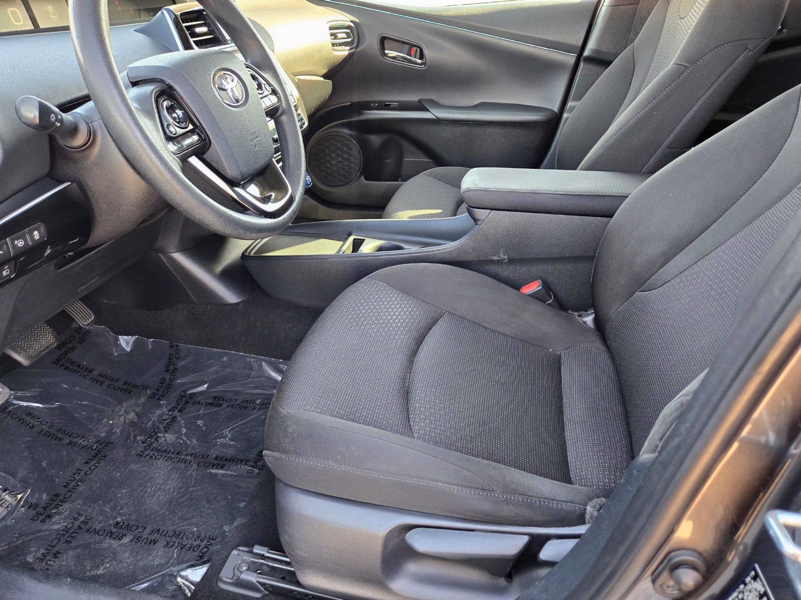 Used 2019 Toyota Prius LE FWD image 11