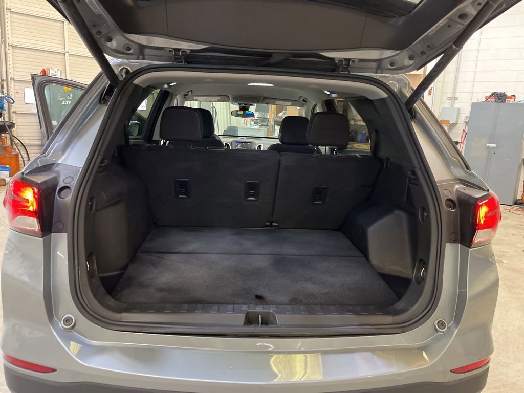 Used 2024 Chevrolet Equinox LT AWD/4WD image 25