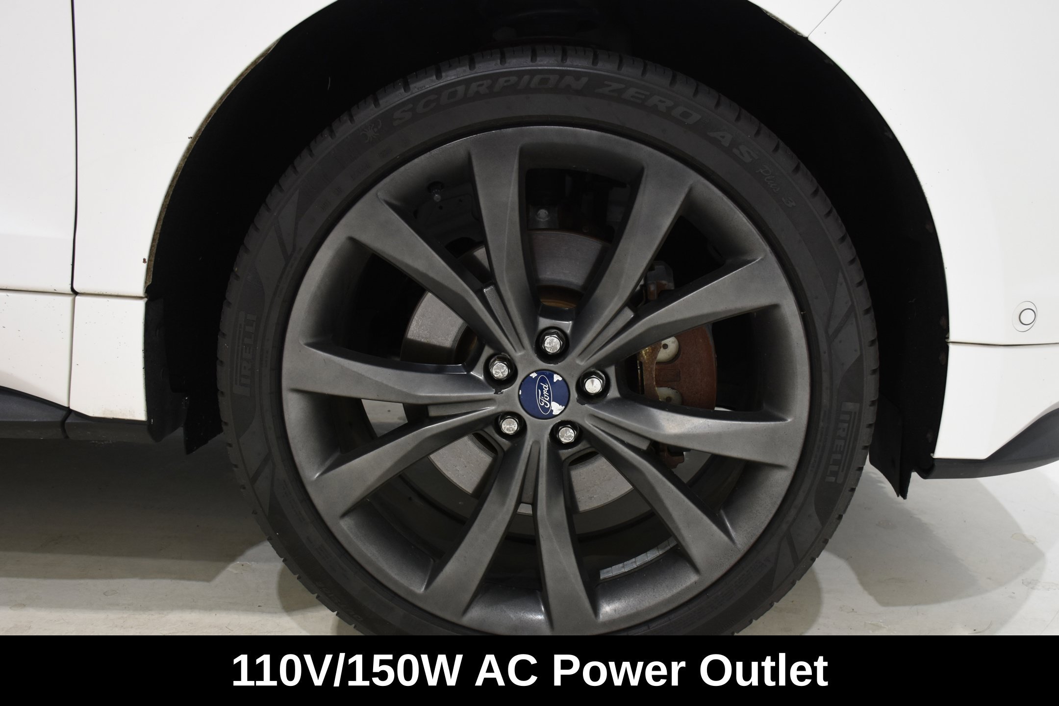 Used 2018 Ford Edge Sport w/ Equipment Group 401A AWD/4WD image 8