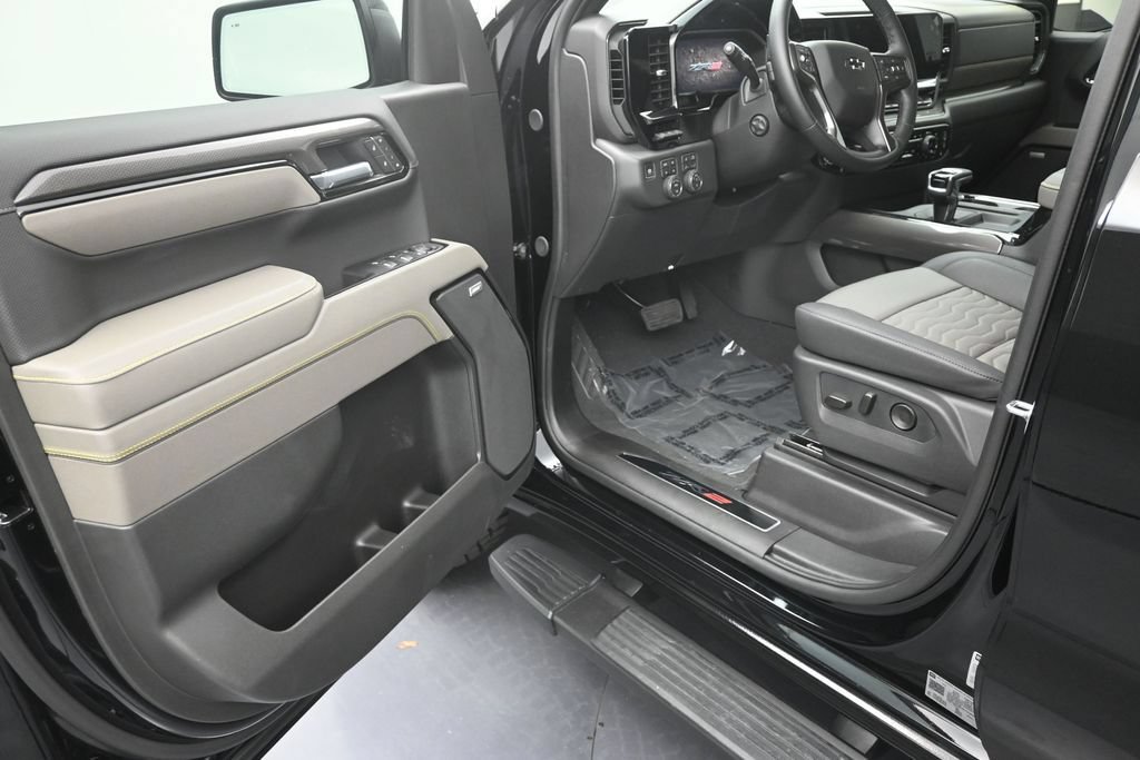 Certified 2026 Chevrolet Silverado 1500 ZR2 AWD/4WD image 10