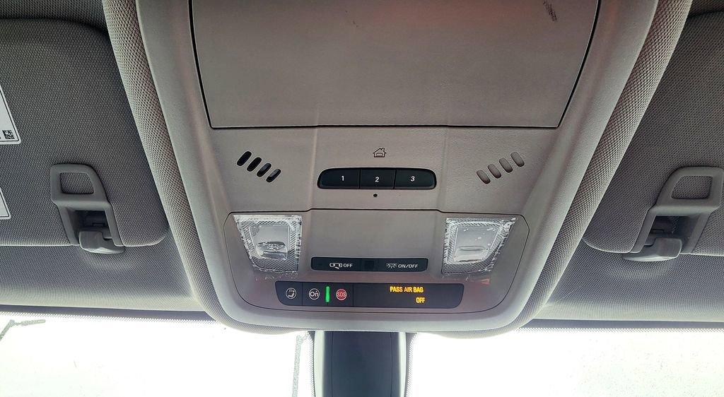 Used 2019 Chevrolet Equinox LT image 39