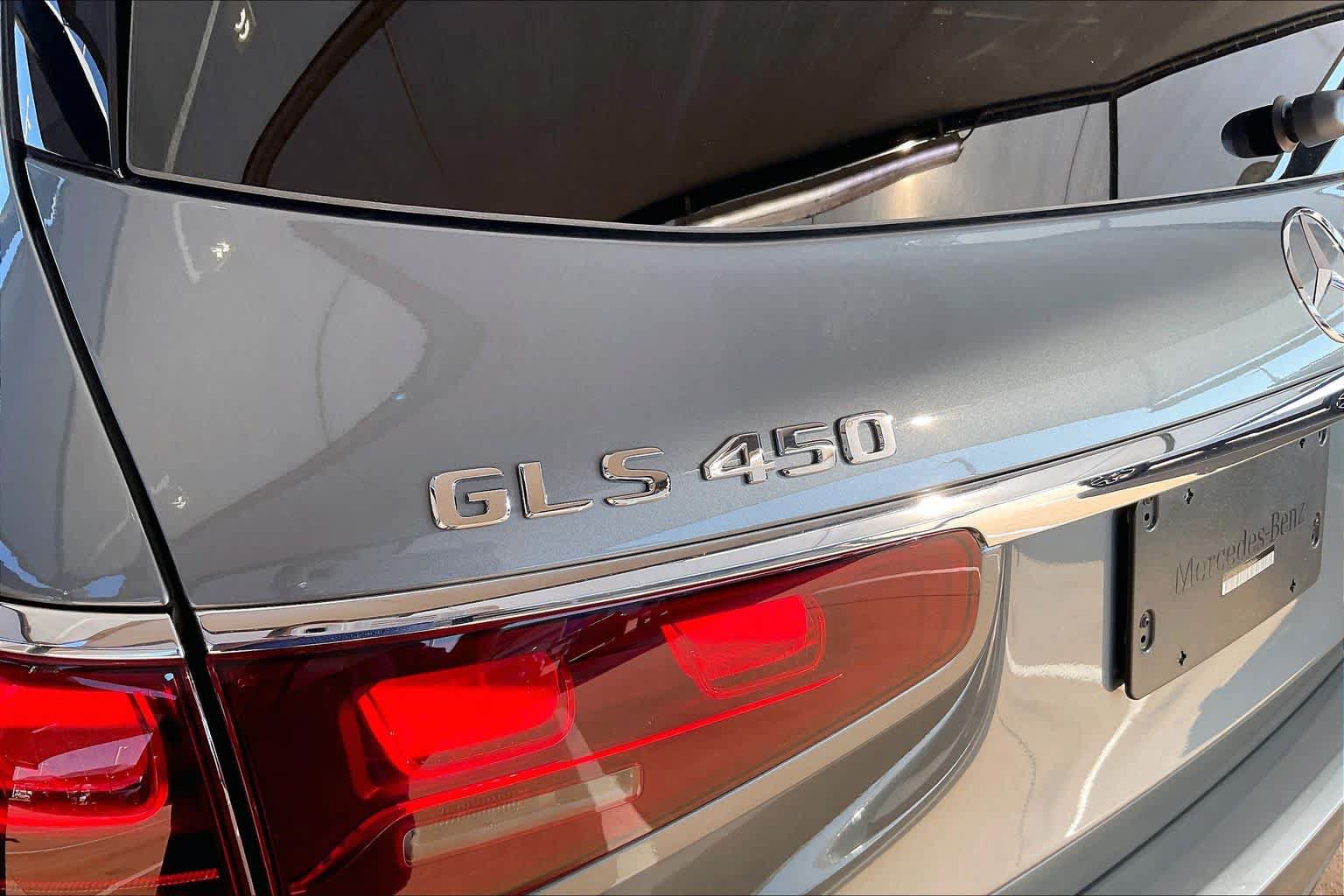 Certified 2026 Mercedes-Benz GLS 450 4MATIC image 11