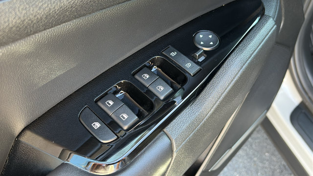 Used 2023 Kia Sportage X-Line w/ X-Line Premium Package AWD/4WD image 9