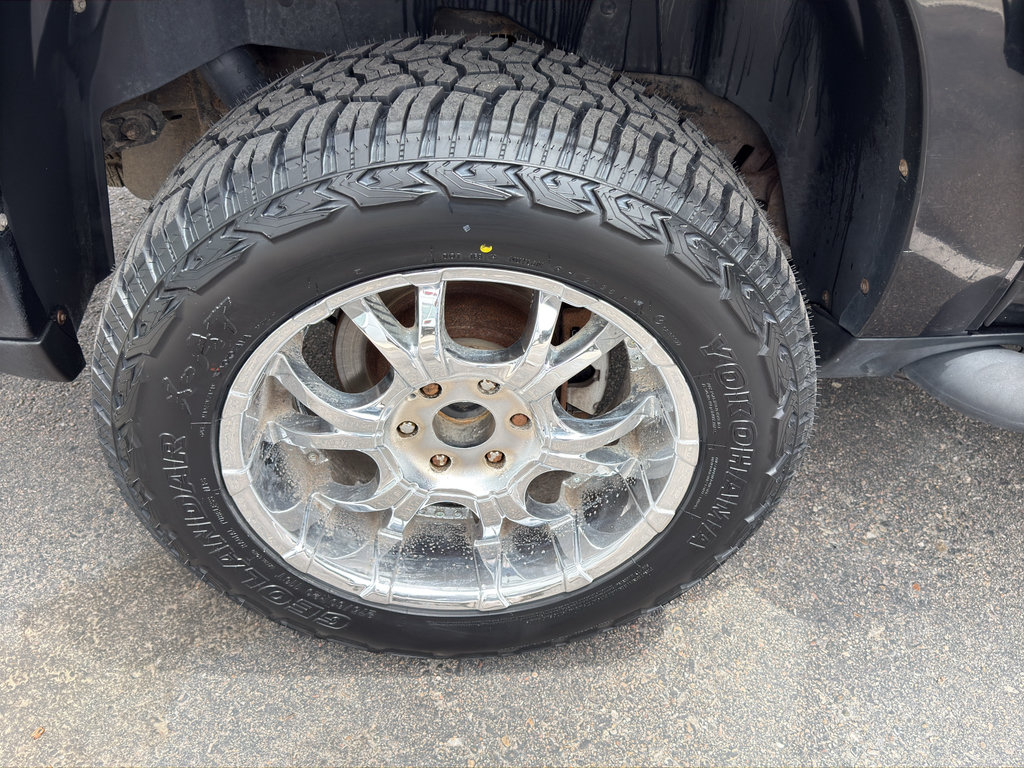 Used 2008 Chevrolet Avalanche LT w/ LT Preferred Equipment Group AWD/4WD image 35