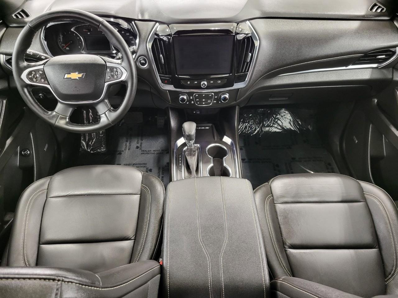 Used 2023 Chevrolet Traverse LT w/ LT Premium Package image 7