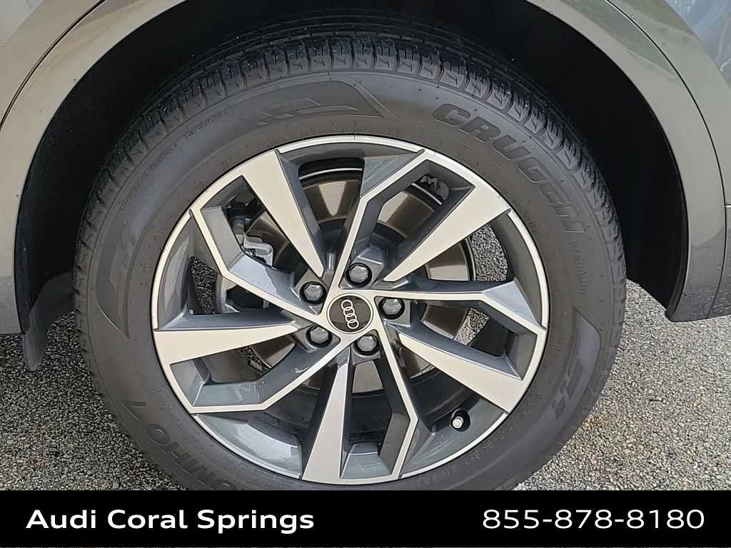 Certified 2023 Audi Q5 2.0T Premium Plus image 16