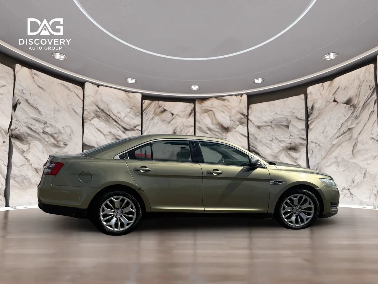 Used 2013 Ford Taurus Limited FWD image 6