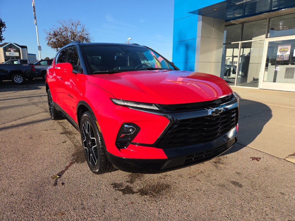 Used 2024 Chevrolet Blazer RS w/ Driver Confidence II Package AWD/4WD image 1